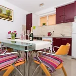 Apartment Put Ravnih Njiva
